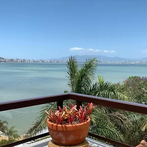 Suítes Com Vista Panorâmica De Bed and breakfast